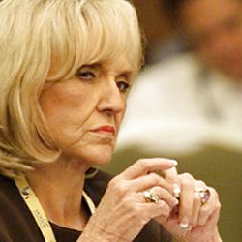 25P I simply love jerking off to Conservative Jan Brewer