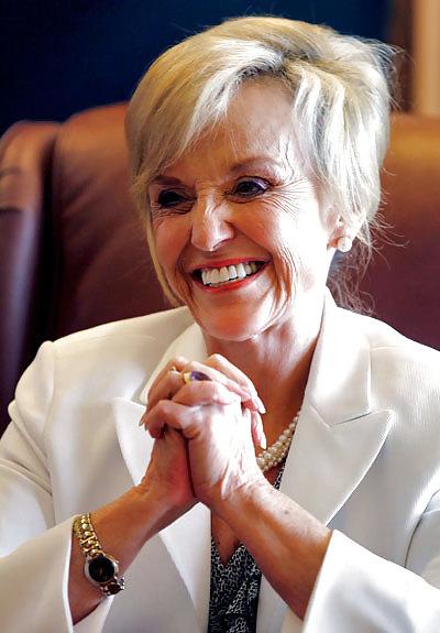25P I simply love jerking off to Conservative Jan Brewer