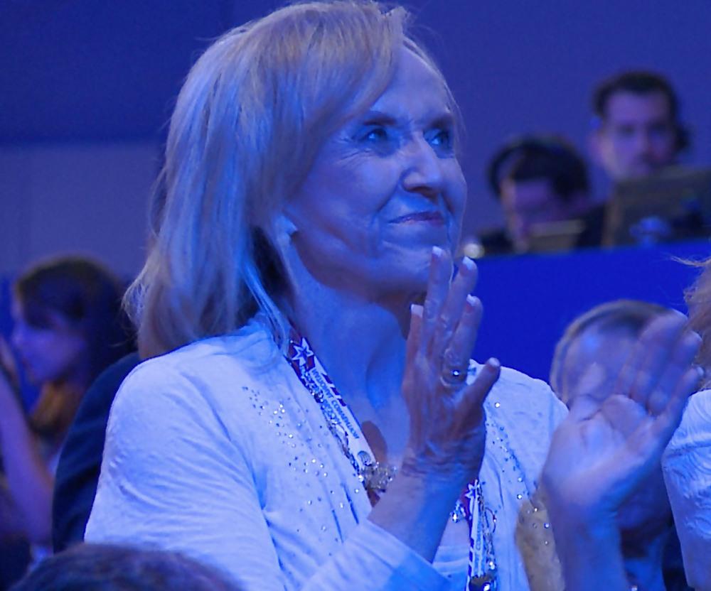 25P I simply love jerking off to Conservative Jan Brewer