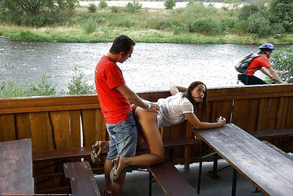 25P Public Girls