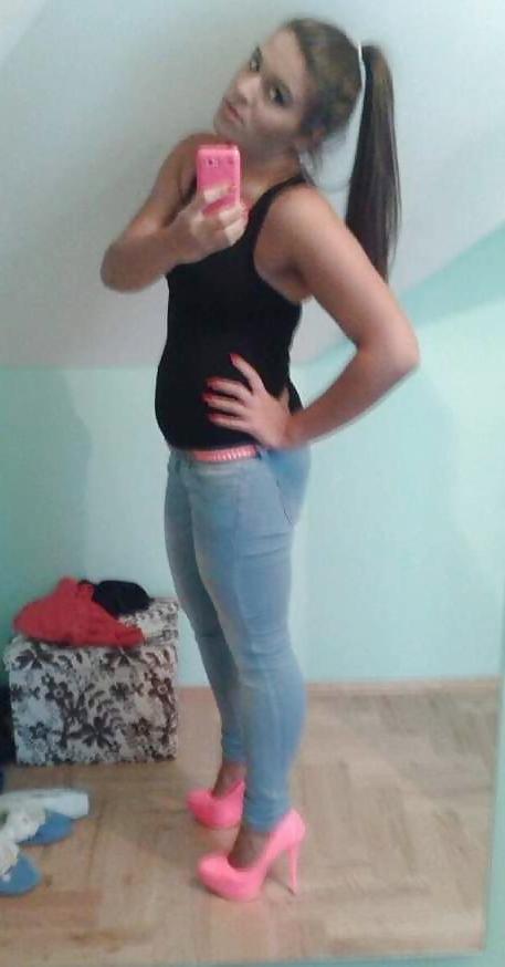 7P My favorite slut in tight jeans and heels 