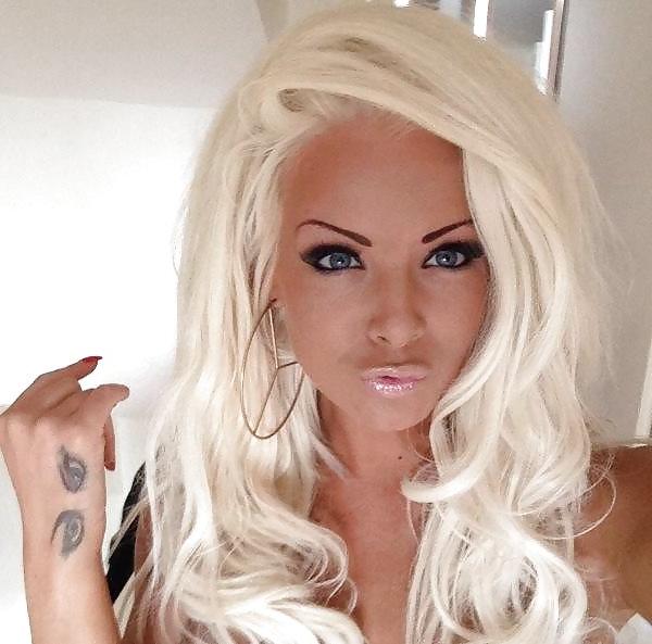 25P Bimbo's