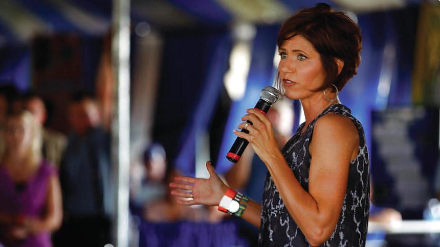 25P I love jerking off to Conservative Kristi Noem
