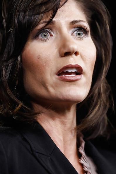 25P I love jerking off to Conservative Kristi Noem