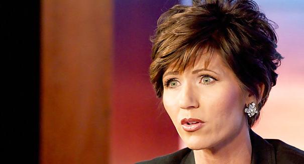 25P I love jerking off to Conservative Kristi Noem