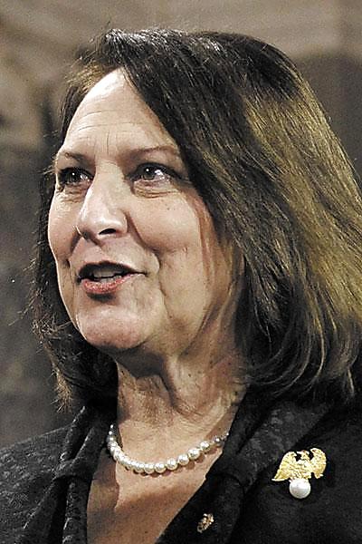 25P Love jerking off to conservative Deb Fischer