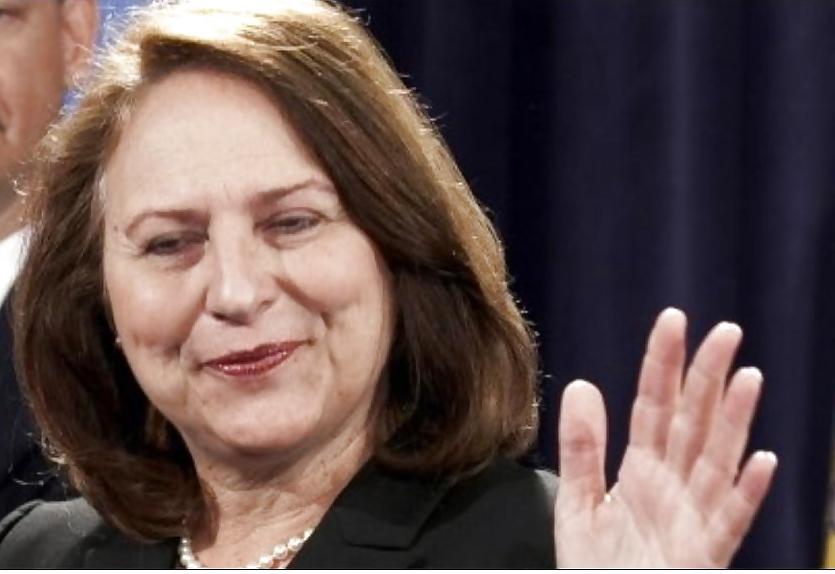25P Love jerking off to conservative Deb Fischer