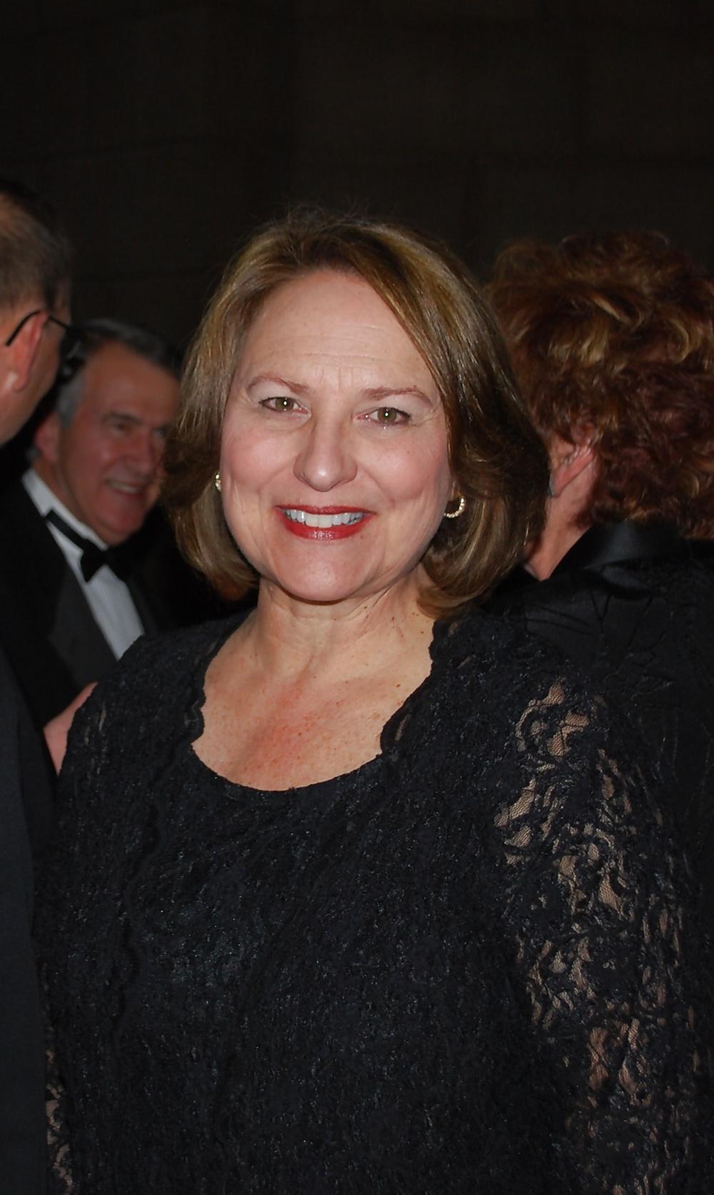 25P Love jerking off to conservative Deb Fischer