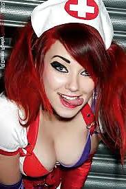 6P Girls that know what anime is all about