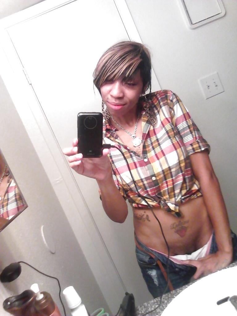 16P Monique shows off her tattoos in the bathroom