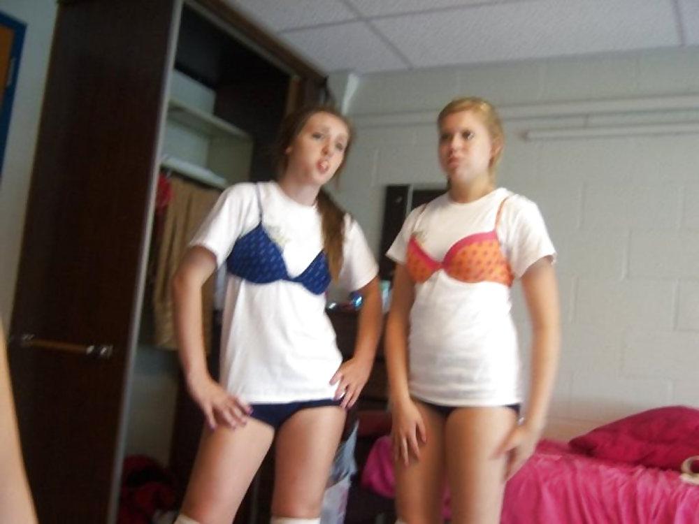 25P Hot Teens 30 Whats your fantasy?? -Edge