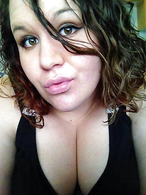 20P Beautiful Curvy Women's With A Naughty Side 2.
