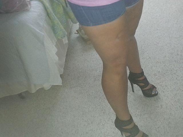 15P Thick curvy latina