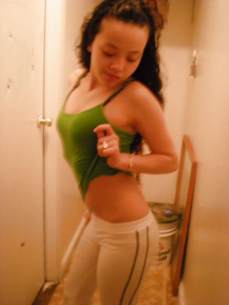 25P Private pictures found on photobucket