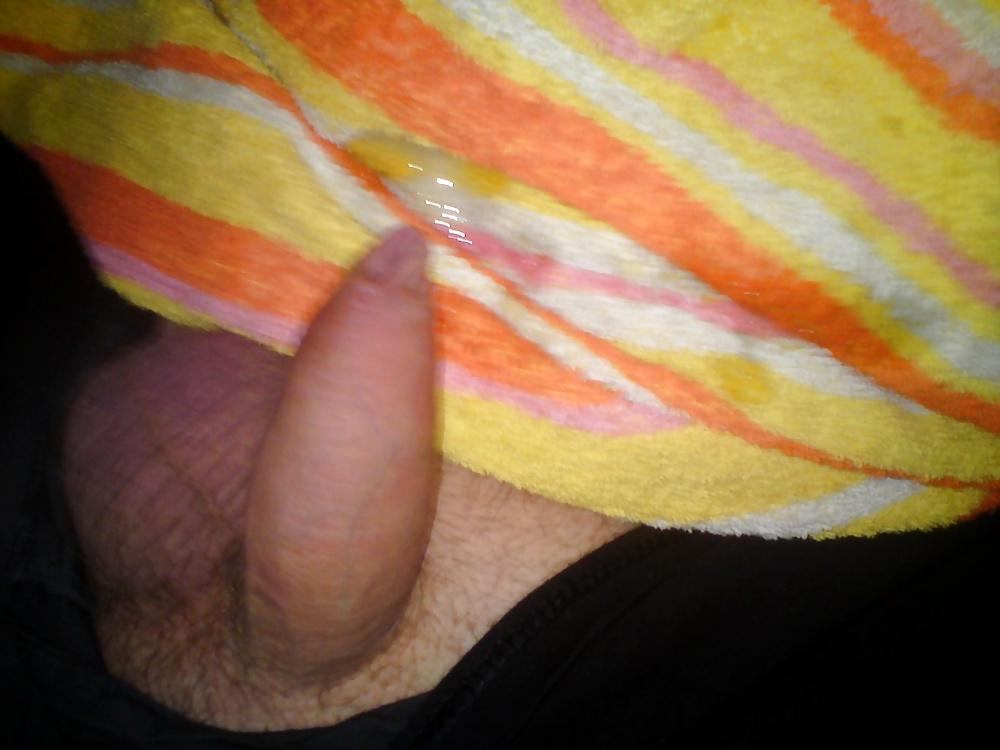 25P Jerking Off 2
