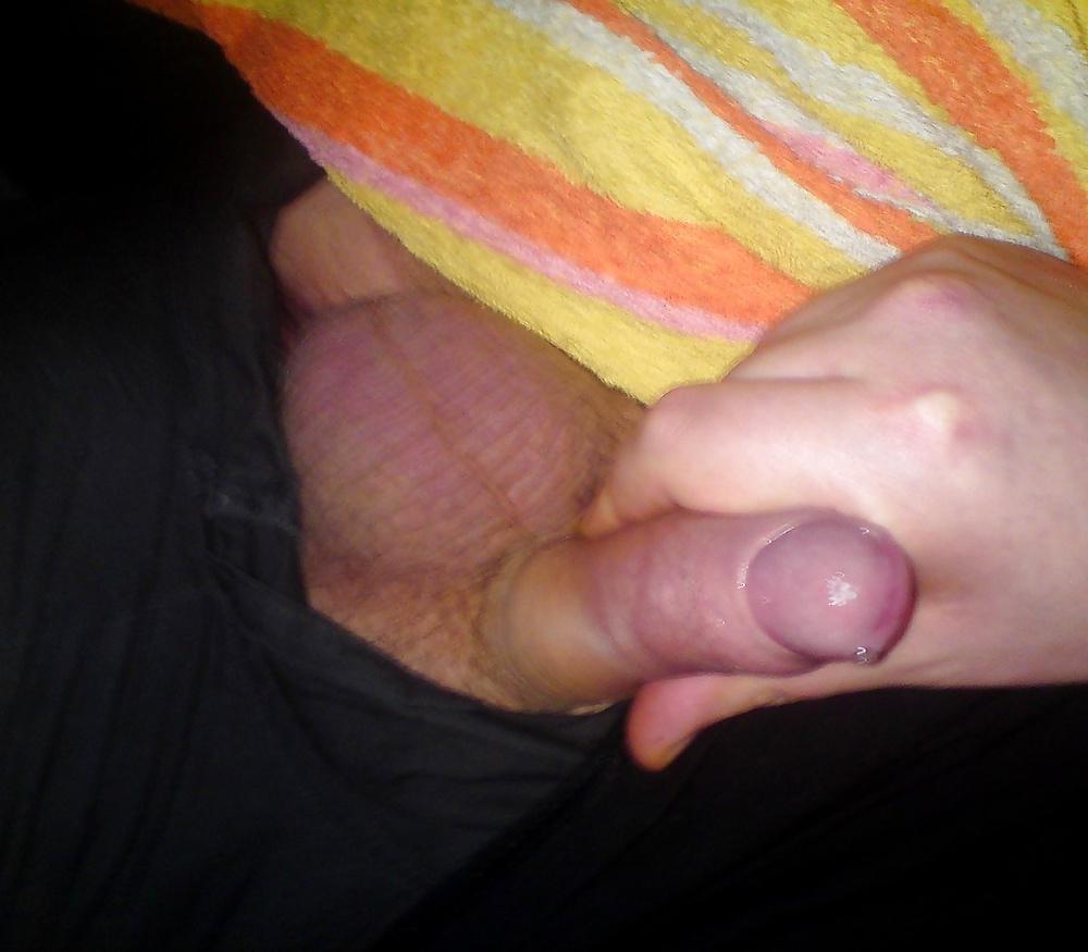 25P Jerking Off 2