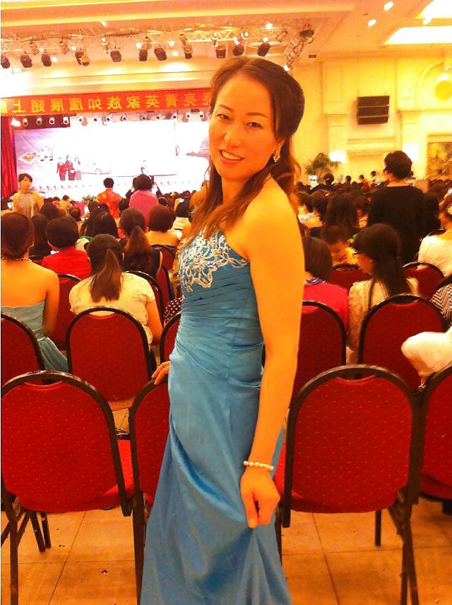 15P QQ Chinese Girl 001