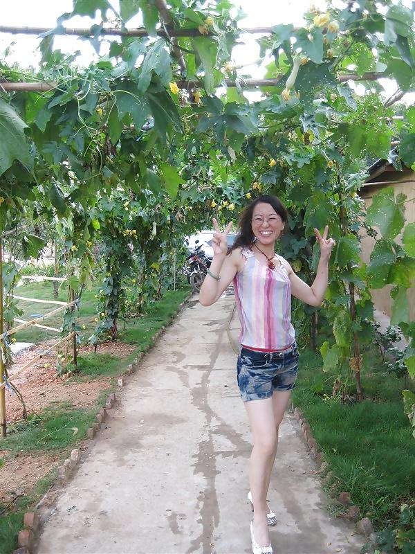 15P QQ Chinese Girl 001