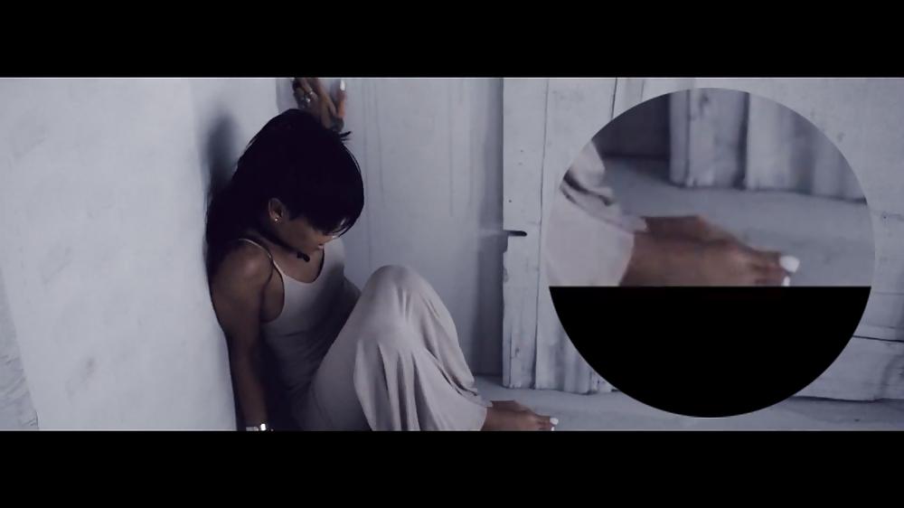 7P Rihanna feet in her music video