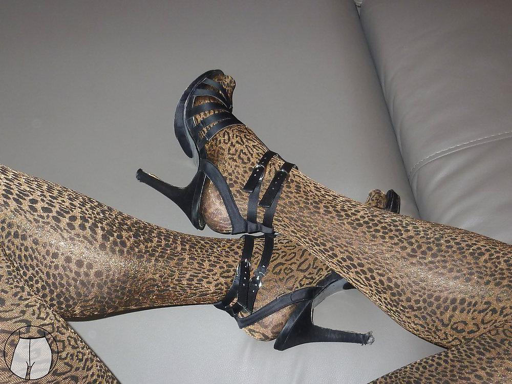 21P Pantyhose play 8
