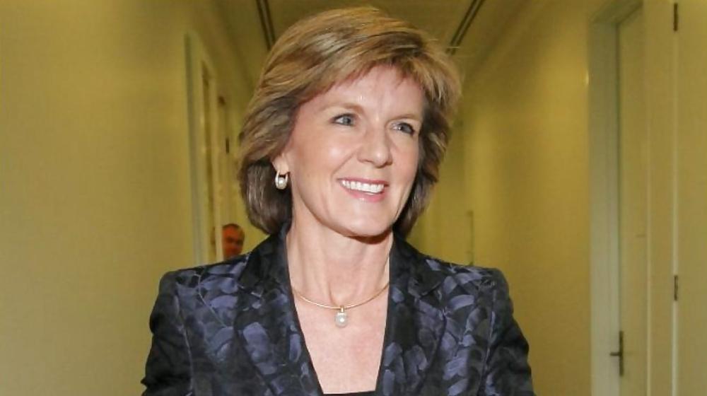 25P Love jerking off to conservative Julie Bishop