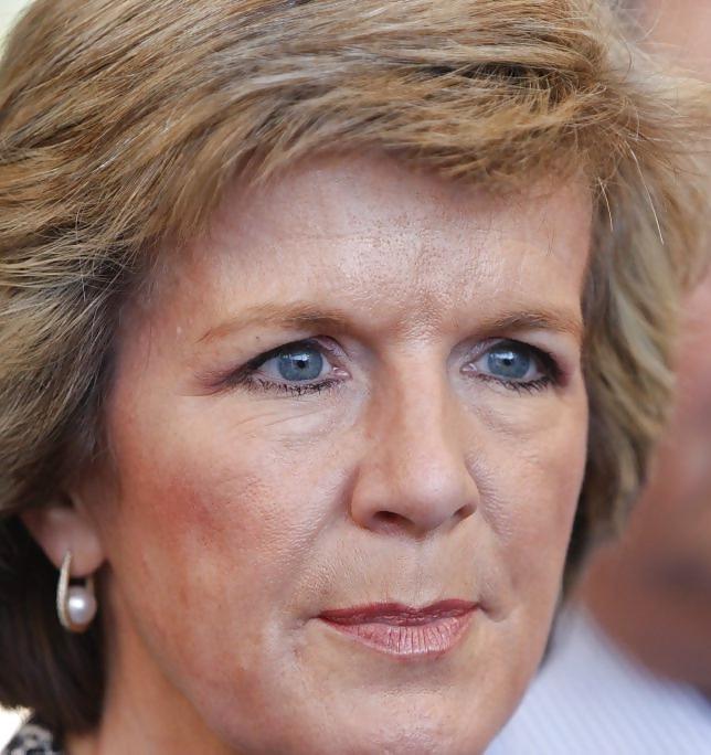 25P Love jerking off to conservative Julie Bishop