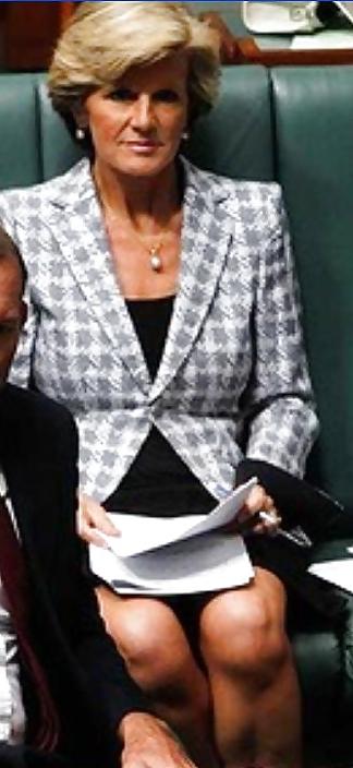 25P Love jerking off to conservative Julie Bishop