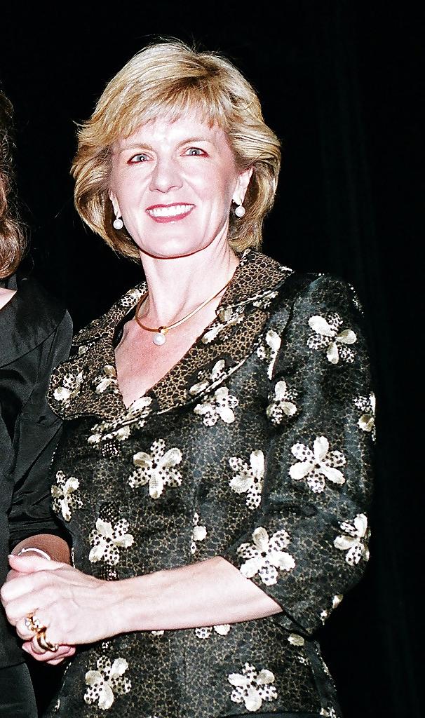 25P Love jerking off to conservative Julie Bishop