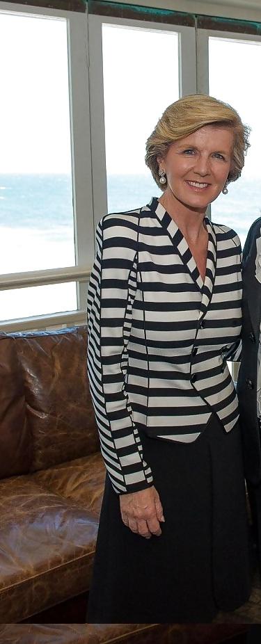 25P Love jerking off to conservative Julie Bishop