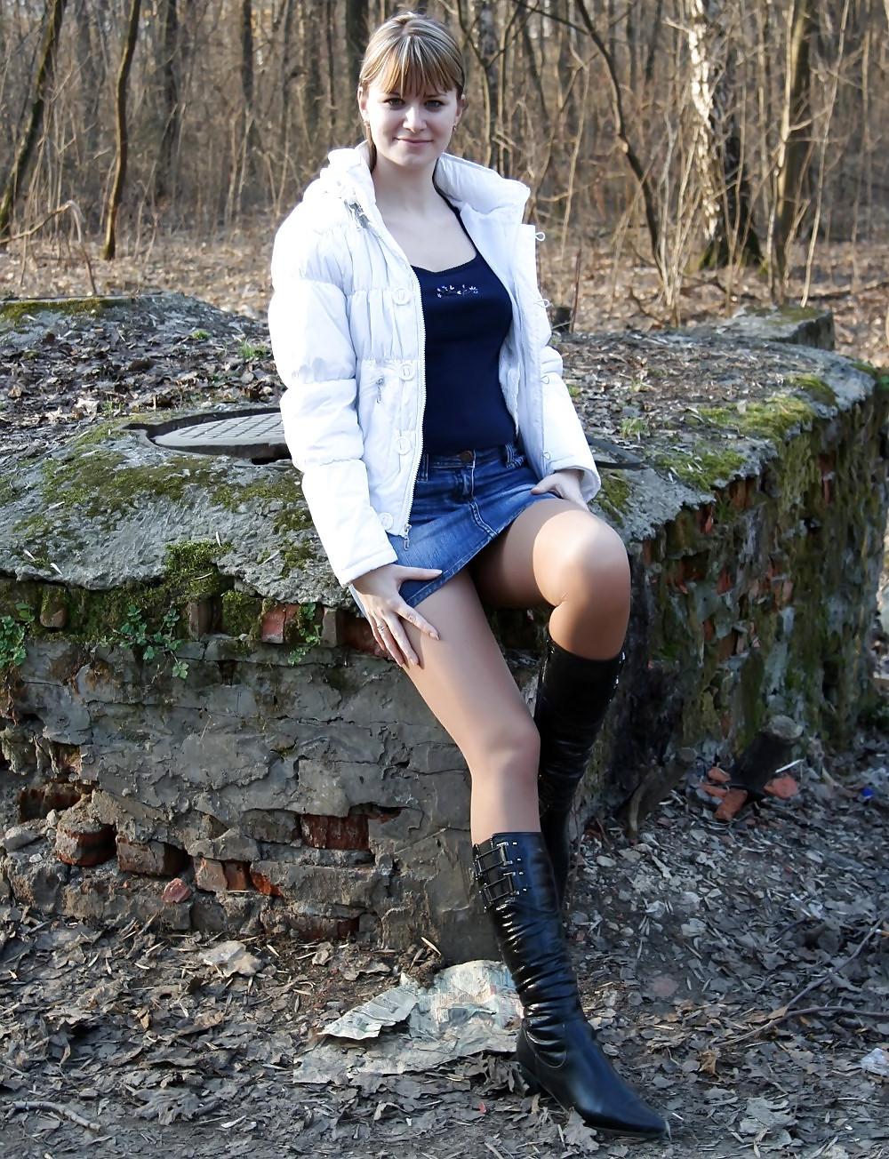 10P Hotlegs-miniskirt babe15