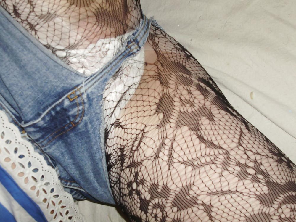 25P Queens in Jeans LLXXXXIV