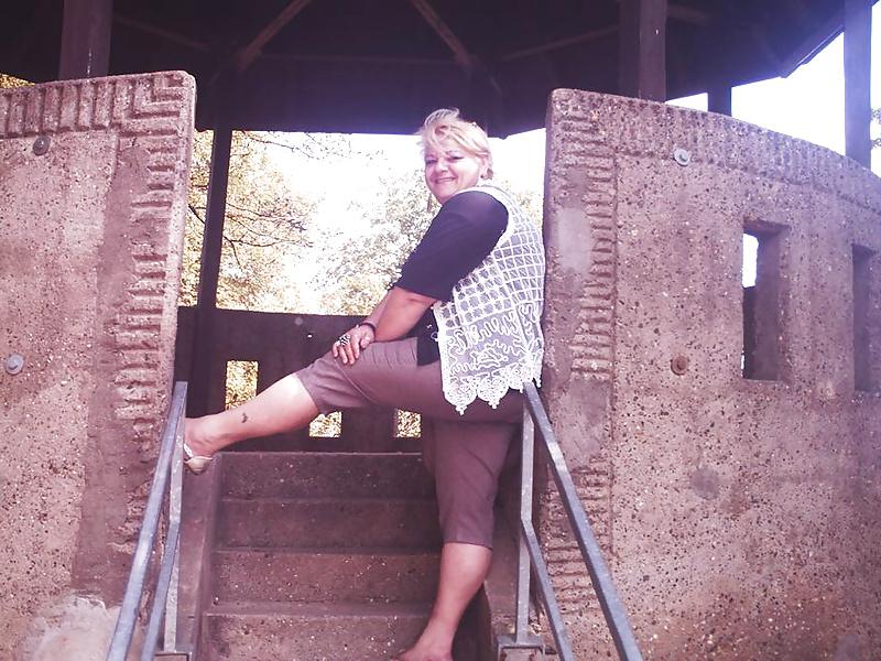 12P Mature Blonde Fat Piggy Whore