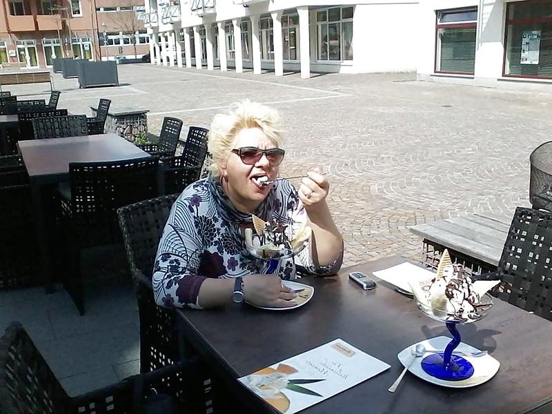 12P Mature Blonde Fat Piggy Whore