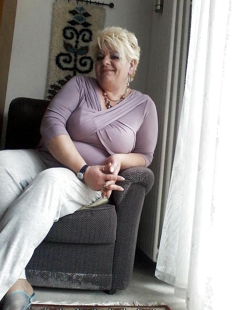 12P Mature Blonde Fat Piggy Whore