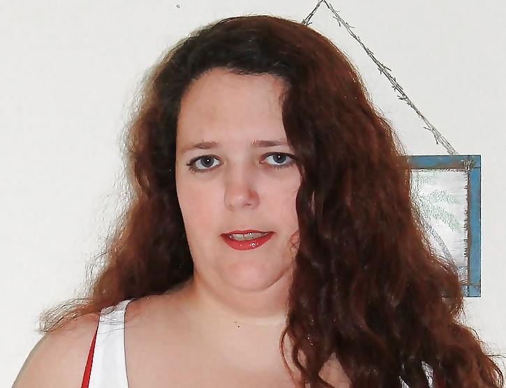 18P Stupid Fat Pig Slut Susannnah Exposed