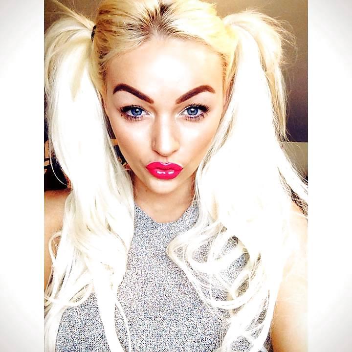 25P Bimbo Ashleigh (UK)