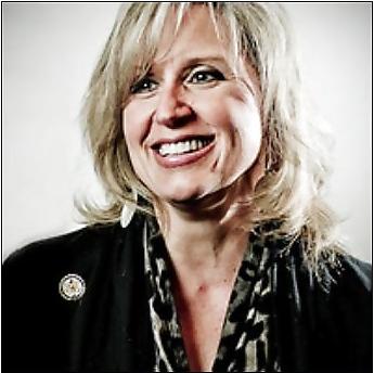 25P Love jerking off to conservative Renee Ellmers