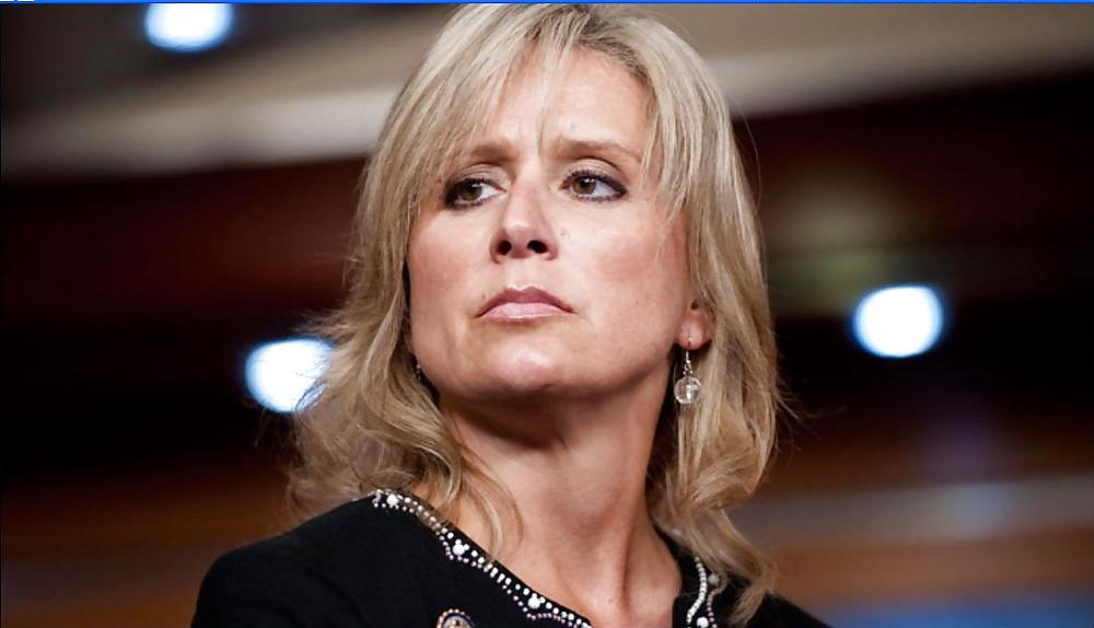 25P Love jerking off to conservative Renee Ellmers