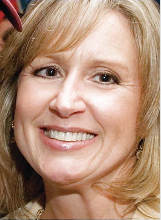 25P Love jerking off to conservative Renee Ellmers