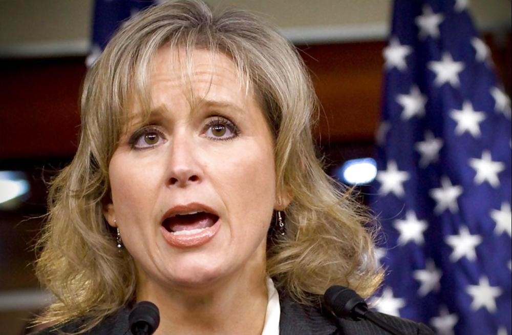 25P Love jerking off to conservative Renee Ellmers