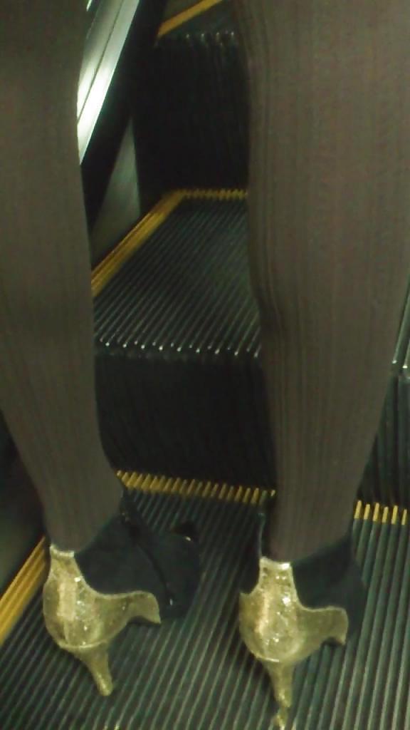 25P Chinese girls cumshot in public