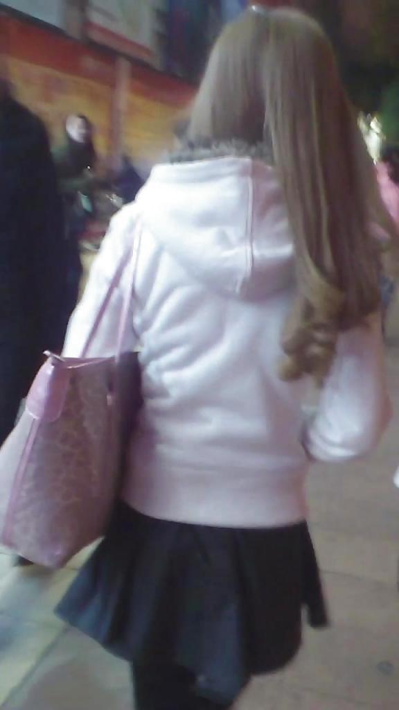 25P Chinese girls cumshot in public