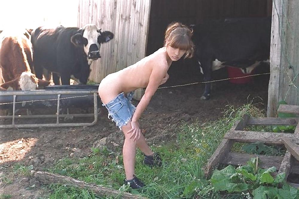 25P Farm girl gets nude