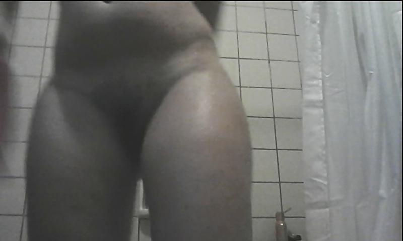 7P BATHROOM VOYEUR