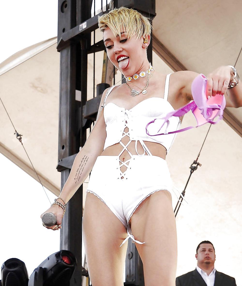 19P Miley Cyrus for jerking