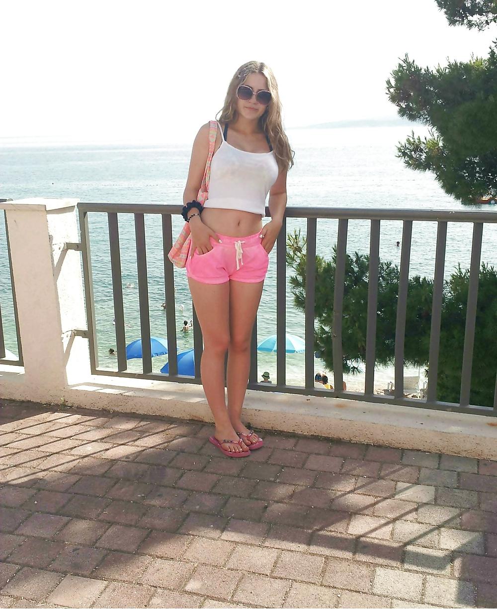 25P Big boobs serbian bimbo