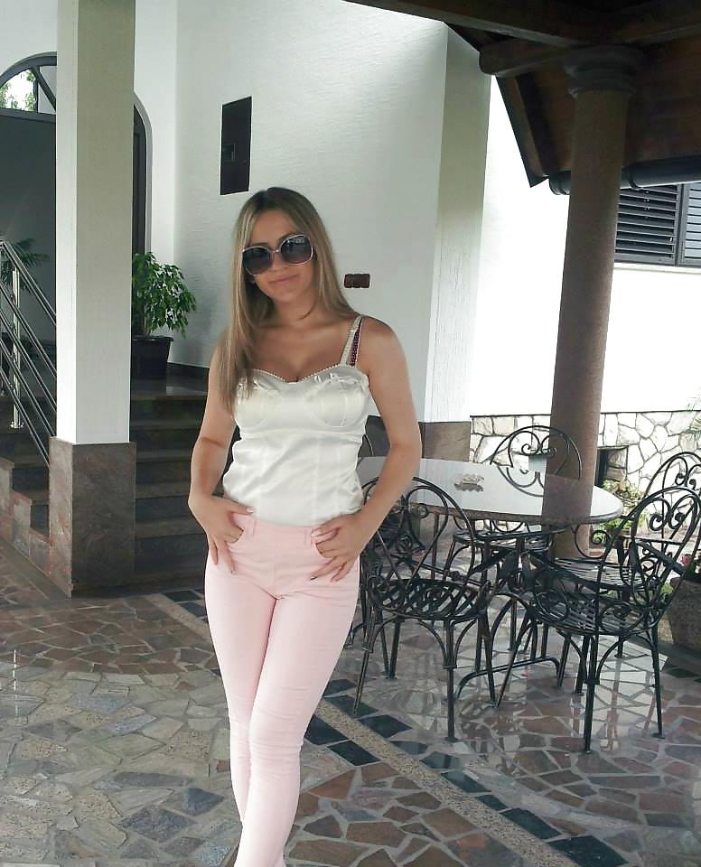25P Big boobs serbian bimbo