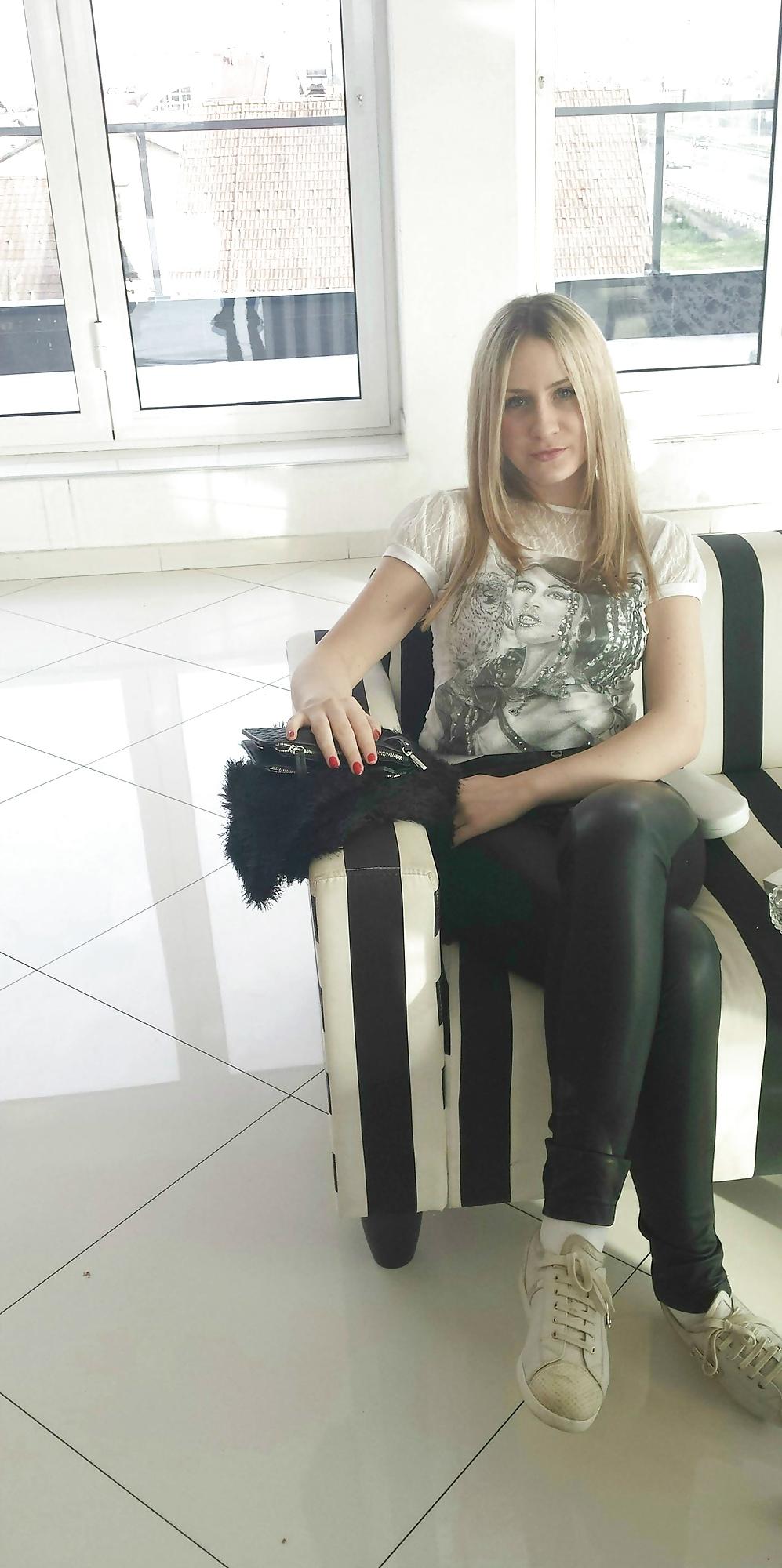 25P Big boobs serbian bimbo