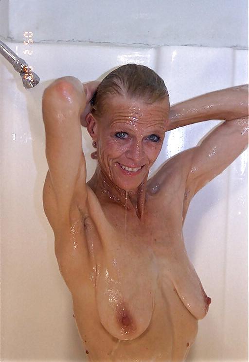 25P Nipple and Tits 2