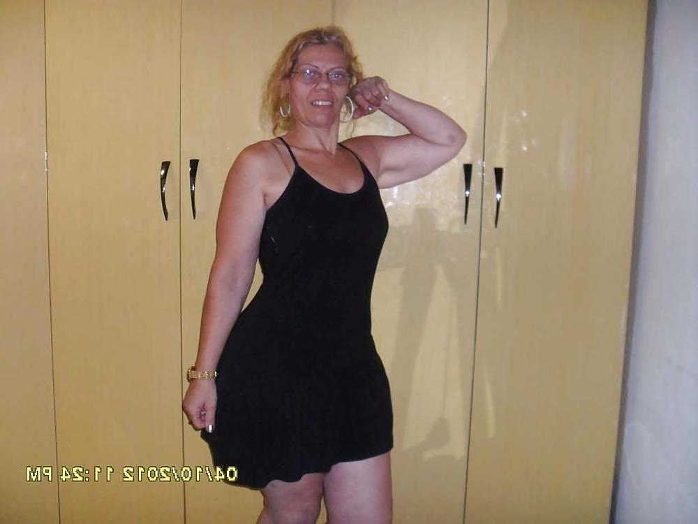 21P THICK FUCKABLE M.I.L.F.!